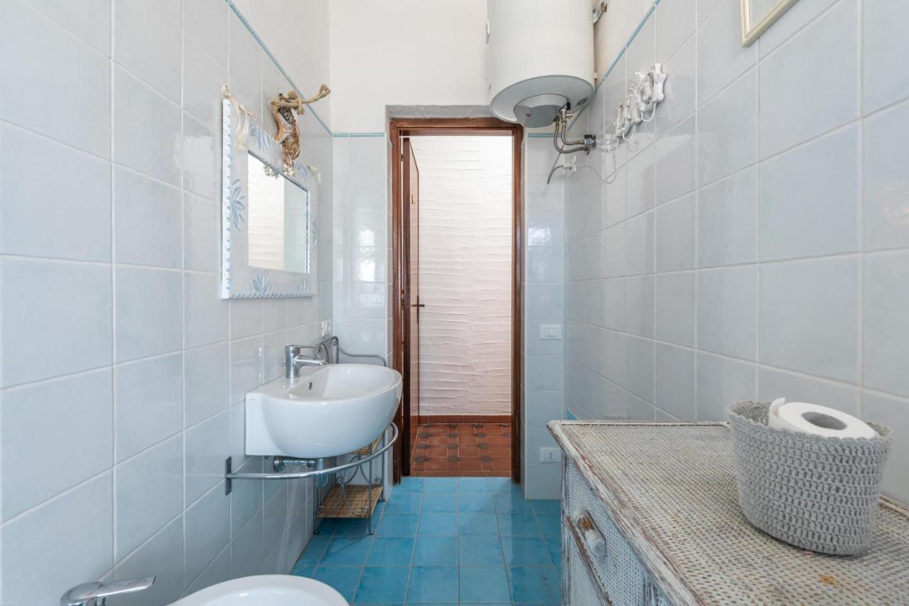 فيلا Casa Nicoleup Porto Columbu - Perd'E Sali المظهر الخارجي الصورة